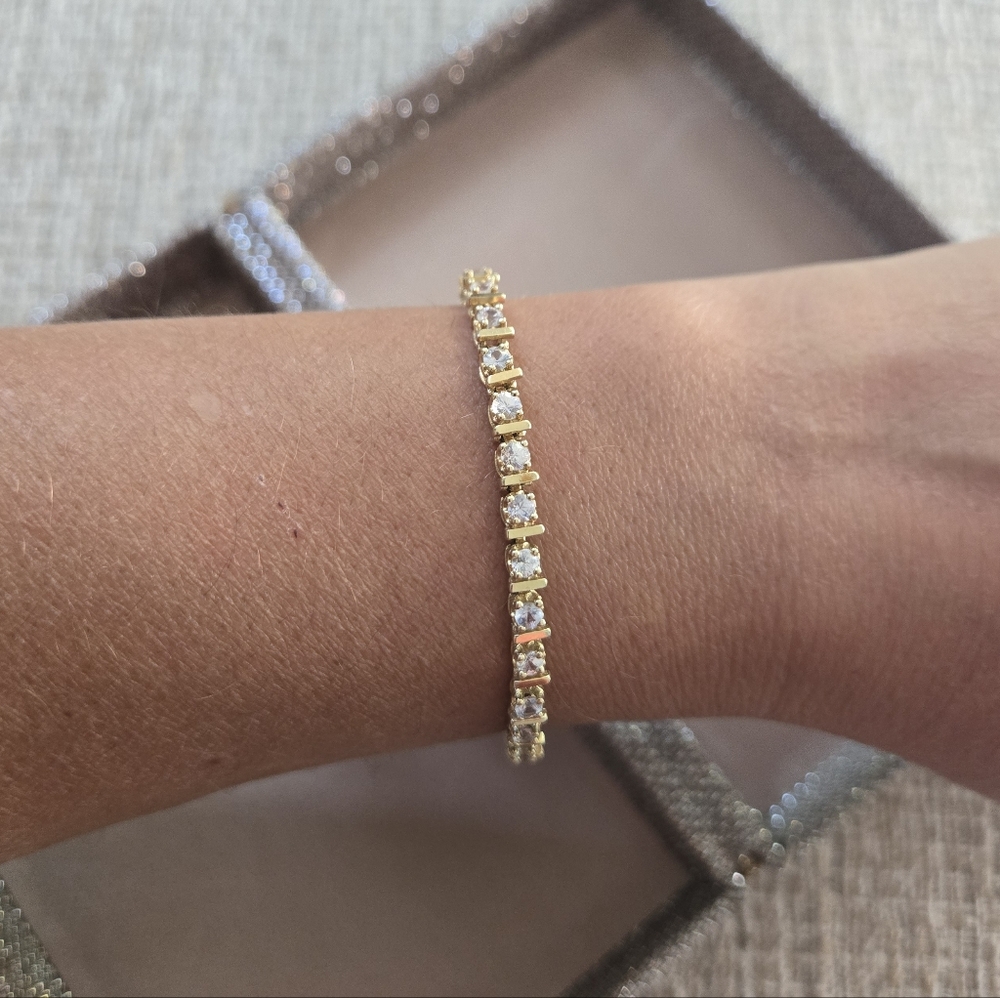 14k Gold White Sapphire Tennis Bracelet